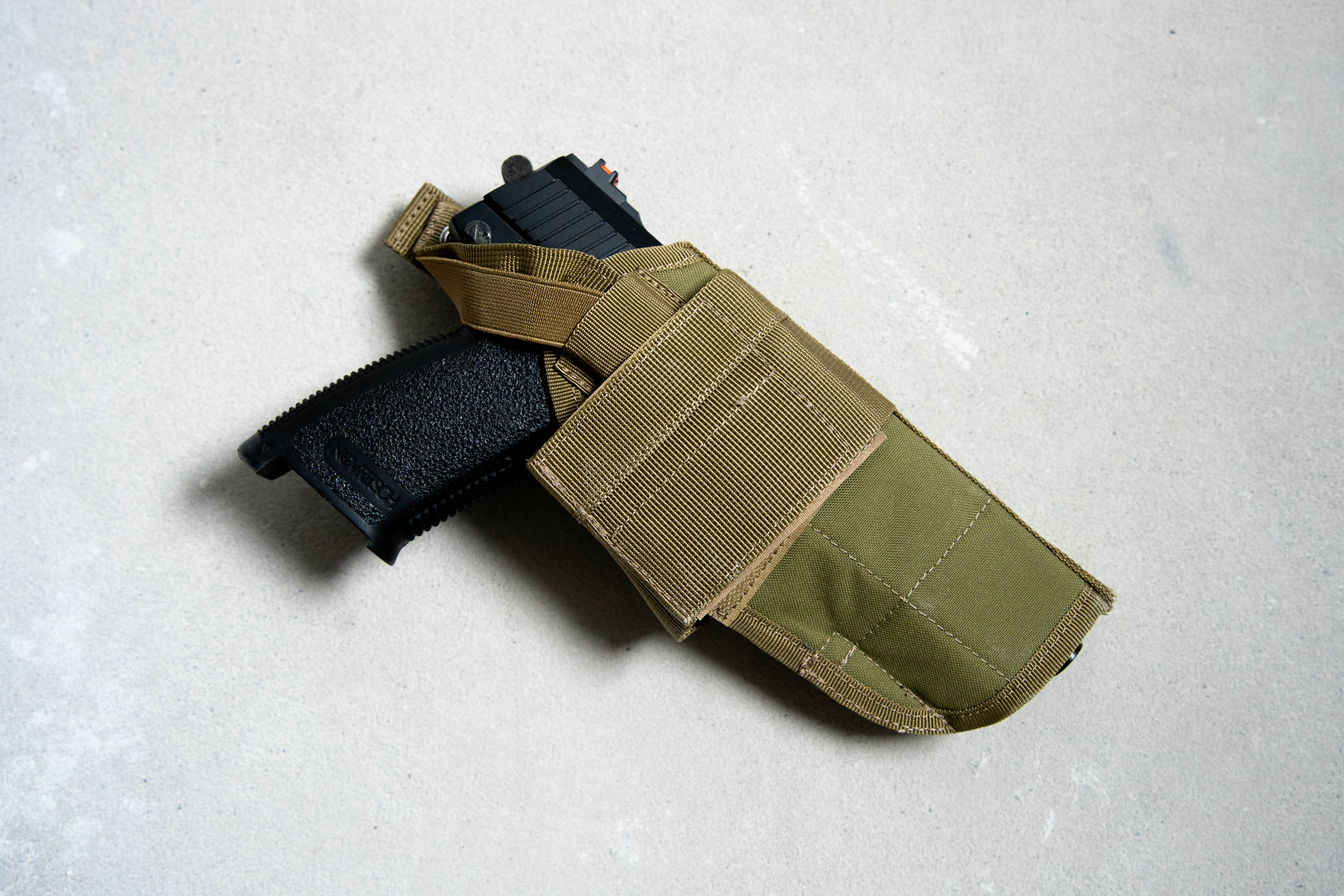 Universal Pistol Holster For Molle And Belt