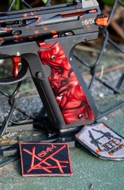 Kirinite Side Panels Carbon - True Blood Red