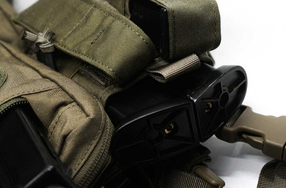 Adaptateur de chargeur universel pour pochette de chargeur M4