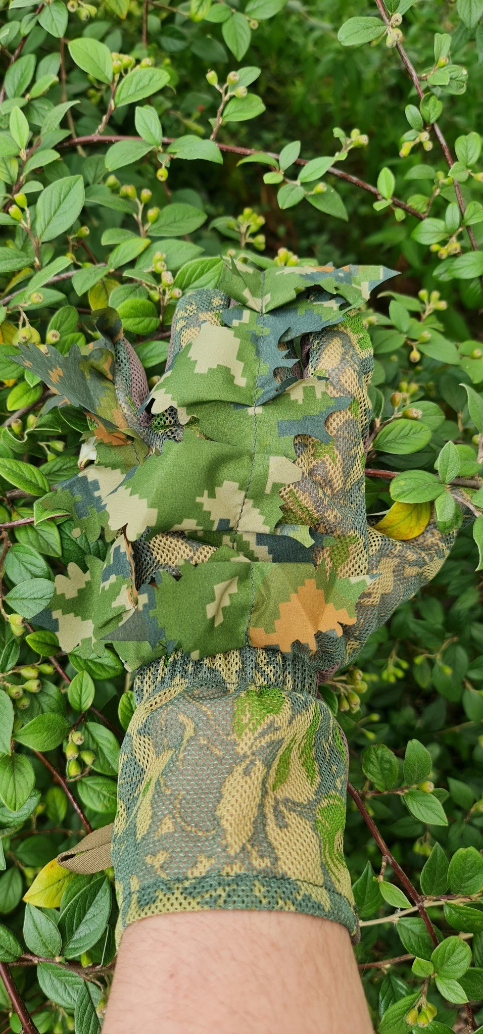Green 3D Leaf Suit Gloves