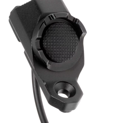 UT Hot Button Switch KeyMod & M-LOK Rail (Surefire Plug) - Black