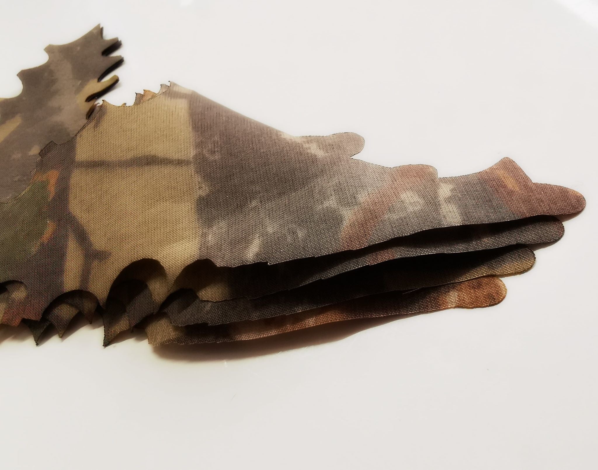 Brown Oak Crafting Leaf Strip (3 Meter)