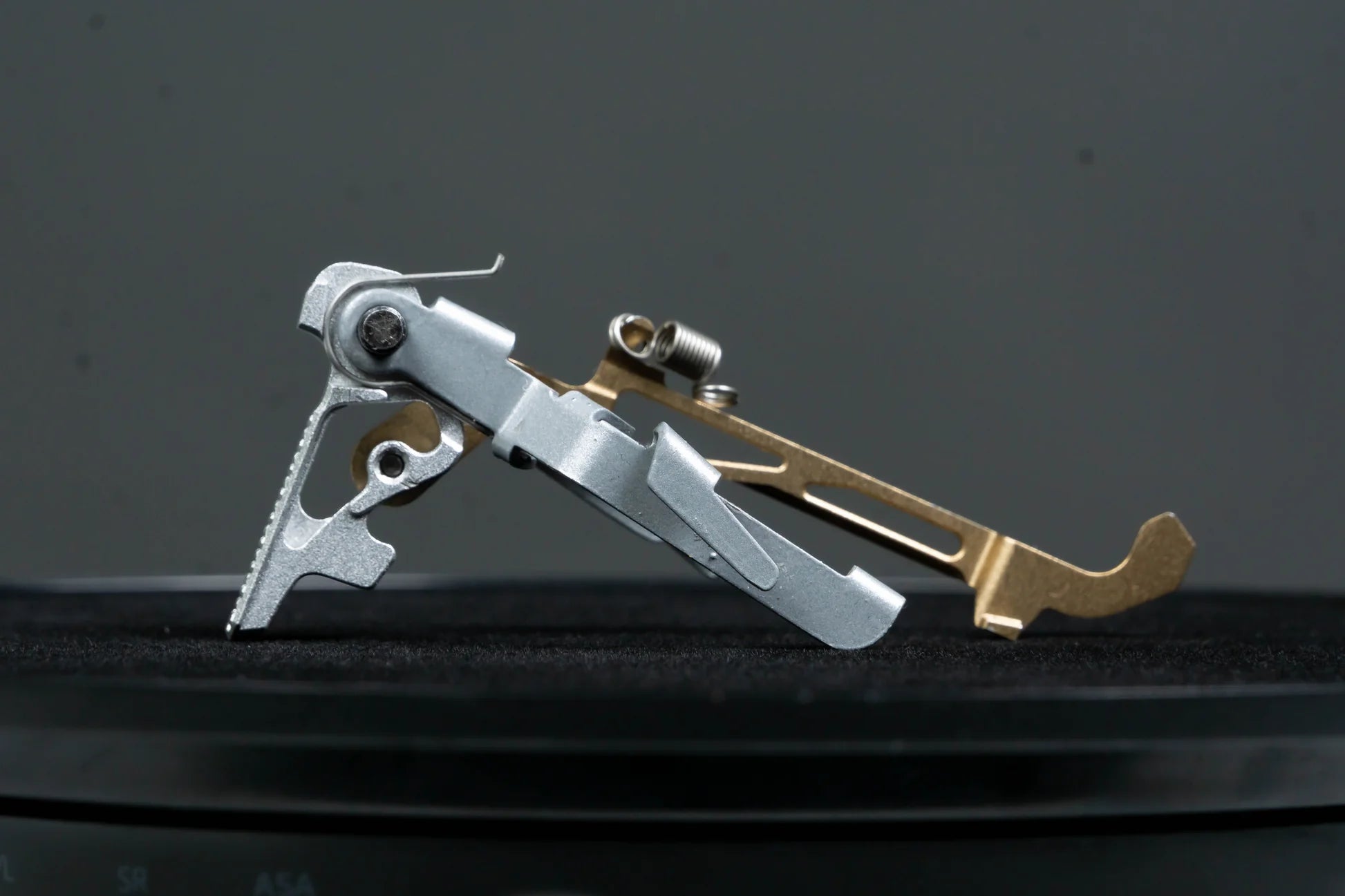 V2 Smooth Pull Trigger Bar - Champagne