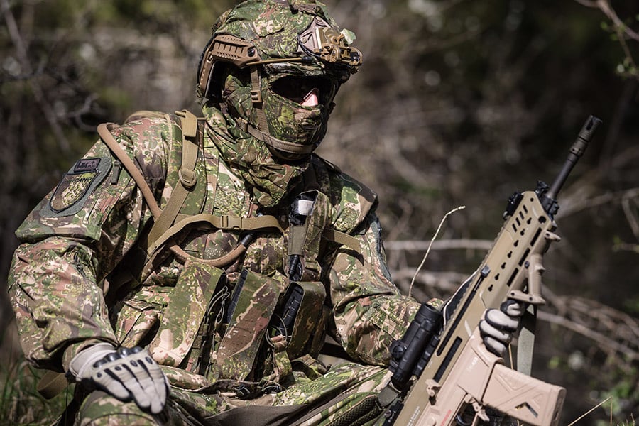 ConCamo Grüne Ultraleichte Basic Ghost Maske