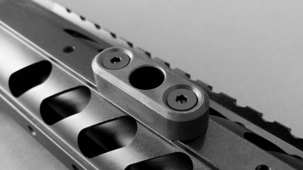 SRS QD Attachment Point