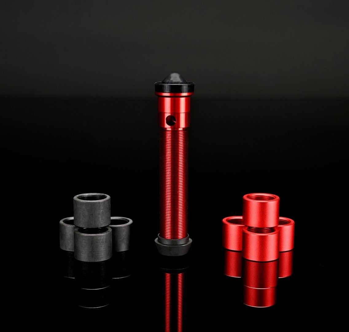 Piston à masse variable TAC 41 (rouge) + coupelle de piston NBR 70 (noire)