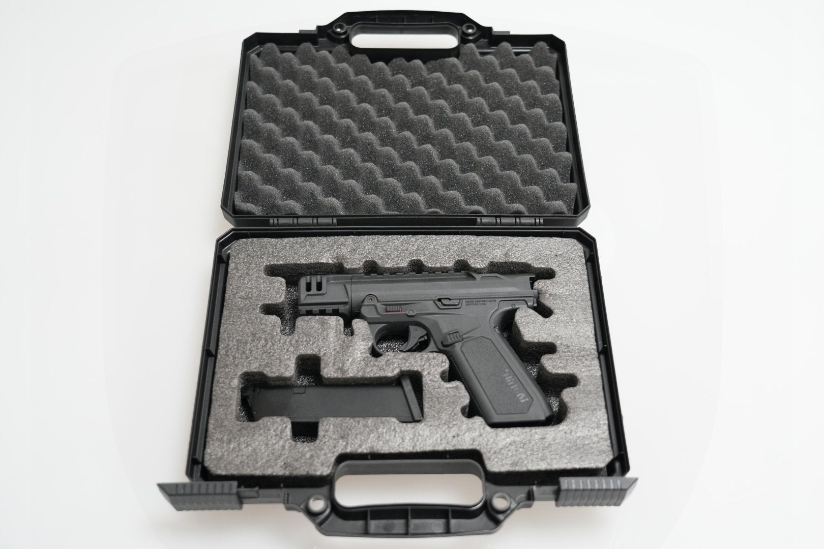 Étui pour pistolet en mousse prédécoupée - Noir