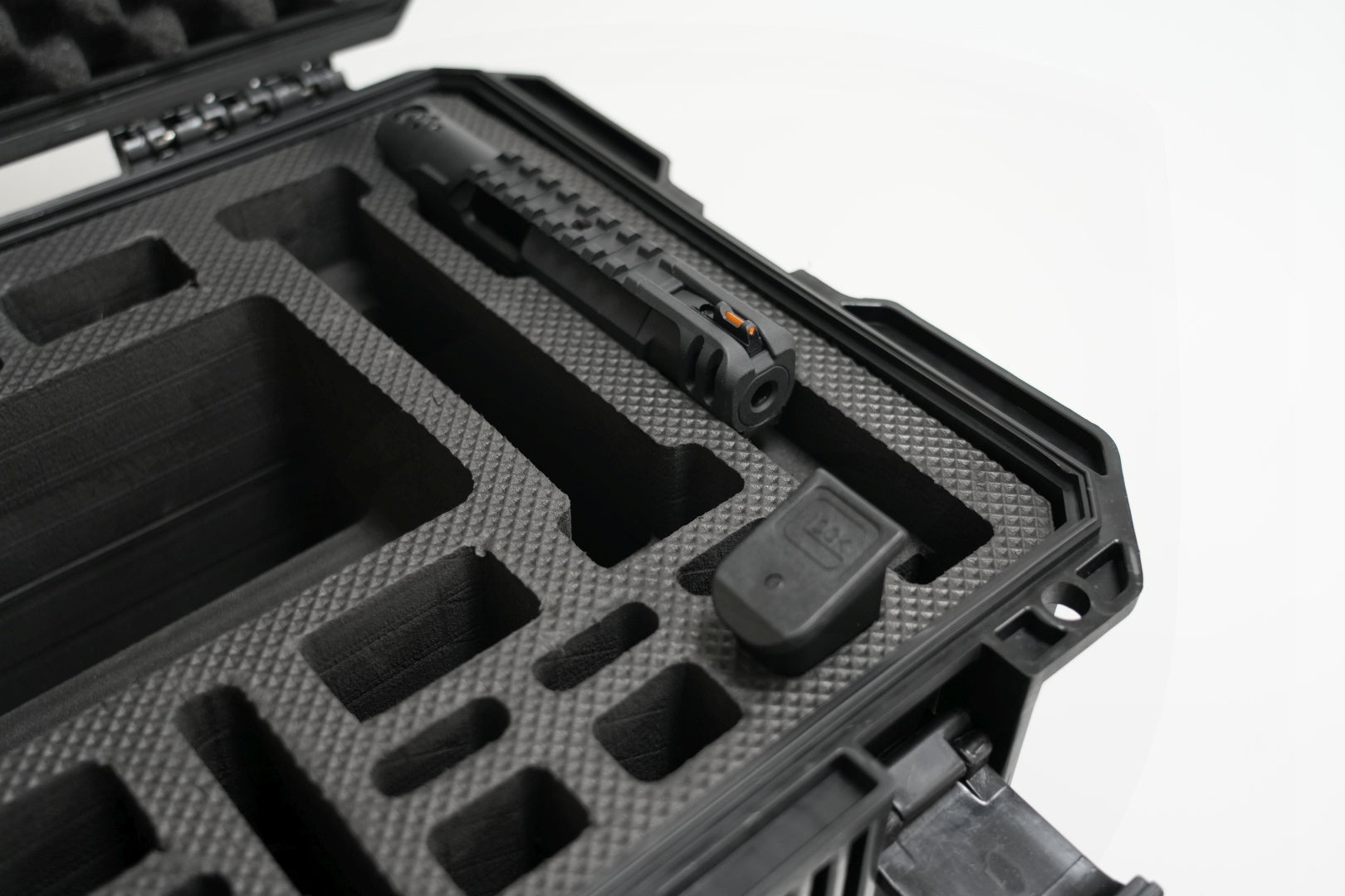 Pistolen- und Ausrüstungskoffer