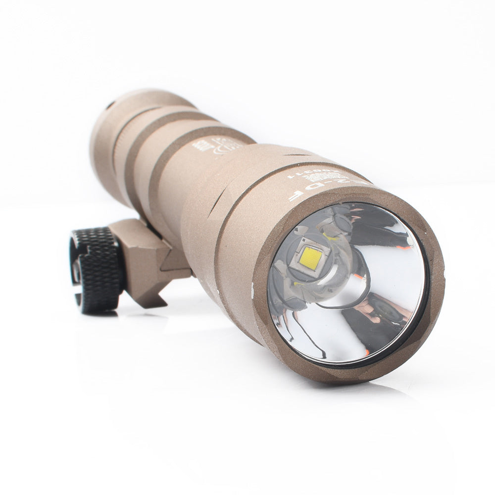 Lampe torche LED double carburant M600DF - DE (Logo SF)